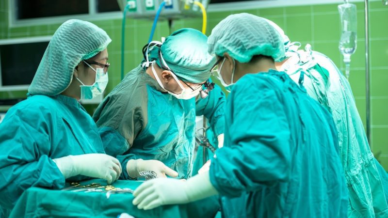 Israeli Hospital Removes Tumor from an Infant