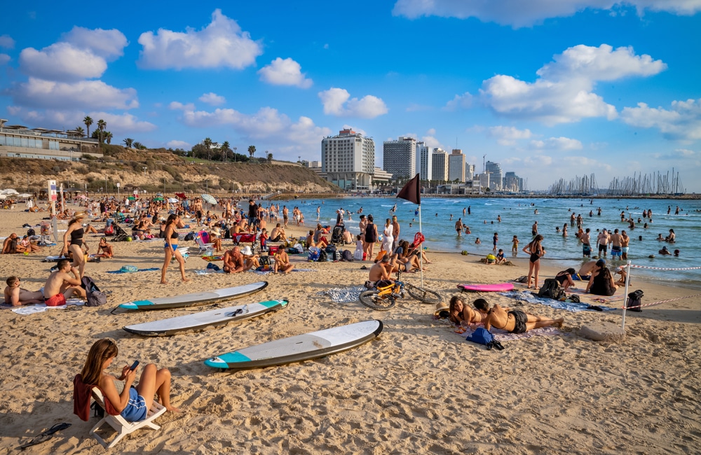 גם יפים, גם מונגשים: חופי הים של תל אביב נגישים לכל התושבים