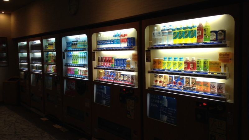 Vending Machines in Tel Aviv Offer Trade, Sale and Recycling of Used Phones