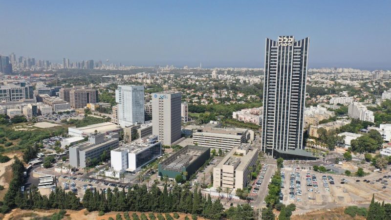 פארק עתידים תל אביב נערך לקליטת אלפי רכבים חשמליים